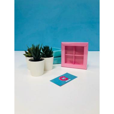 Коробка для конфет с пластиковой крышкой 115*115*30 мм (4) (розовая матовая)