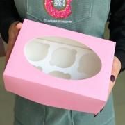 Коробка под капкейки с окошком 235*160*100 мм (6) (розовая матовая)